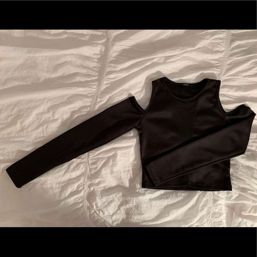 Cold Shoulder Crop Top with Mesh V